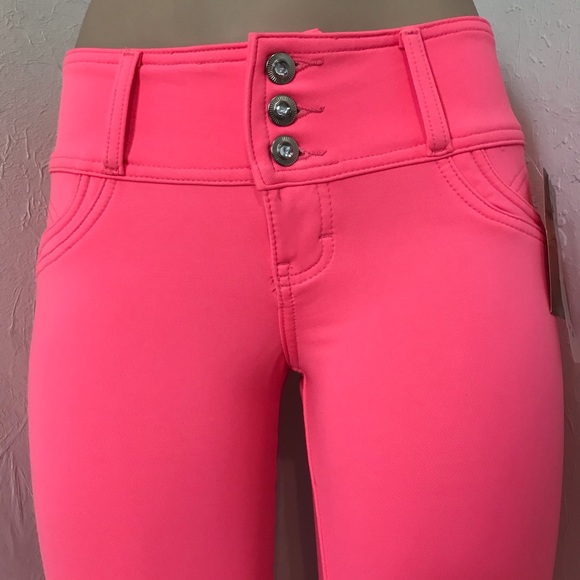 U TURNS KEANS SIZE:XL - Picture 1 of 7